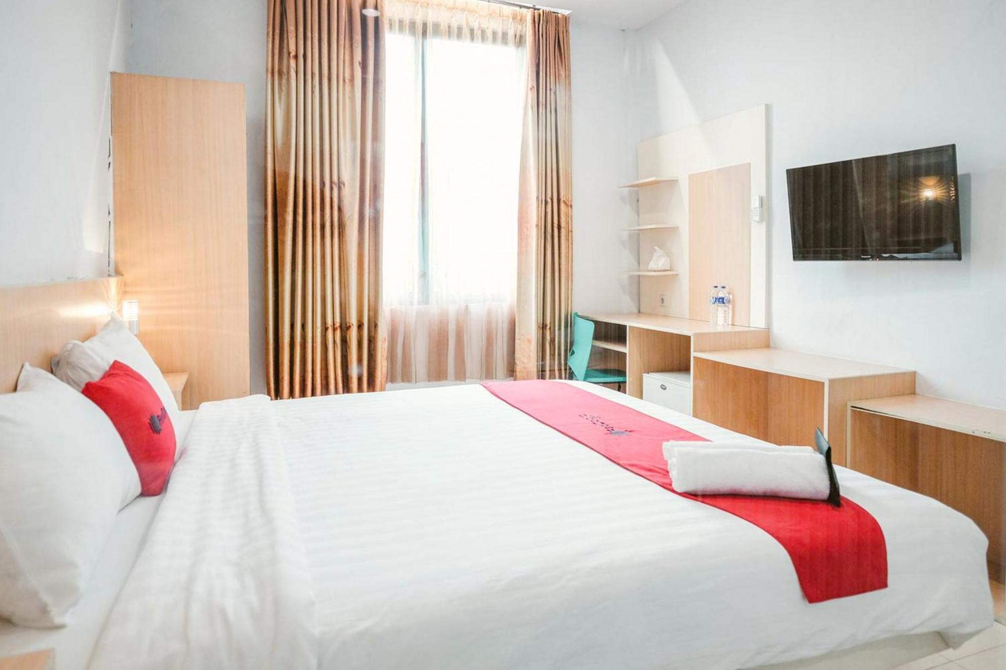Reddoorz Premium At Hotel T-One Jambi Tanjungjohor المظهر الخارجي الصورة